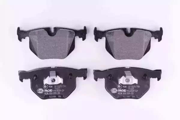 HELLA PAGID Комплект тормозных колодок